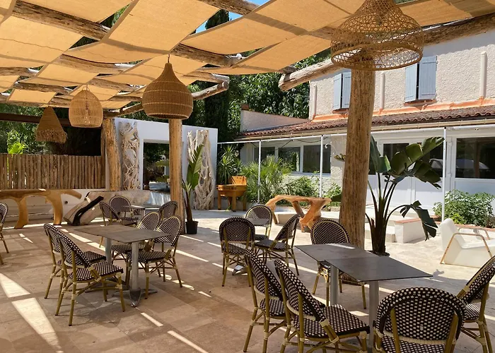 Auberge Des Pins Bandol