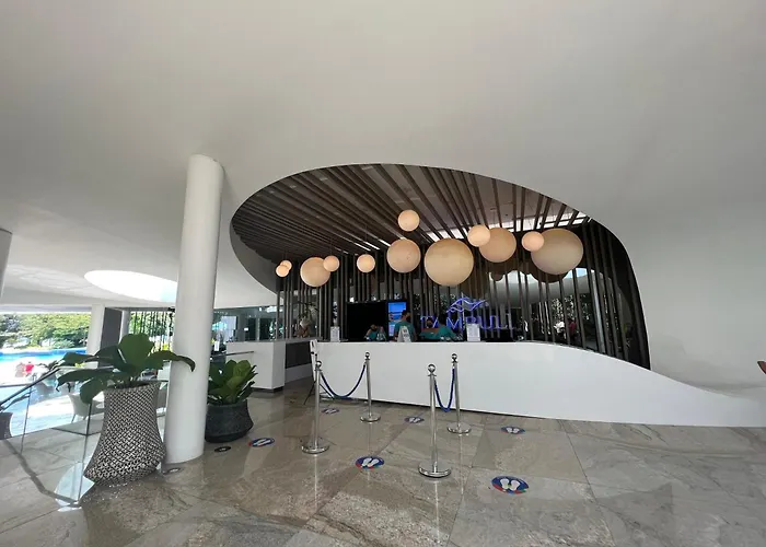 Tambuli Seaside Resort And Spa By Isla Stays Lapu-Lapu City