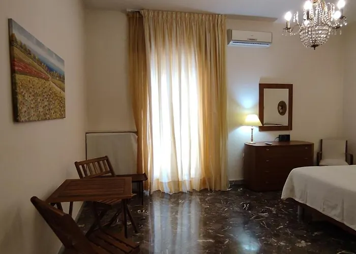 San Nicola , Santa Claus Hotel Bari