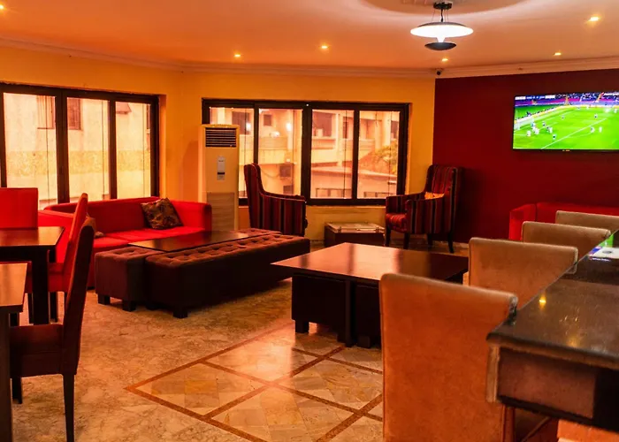 Peemos Hotel Warri