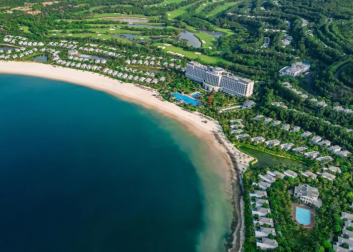 Nha Trang Marriott Resort & Spa, Hon Tre Island