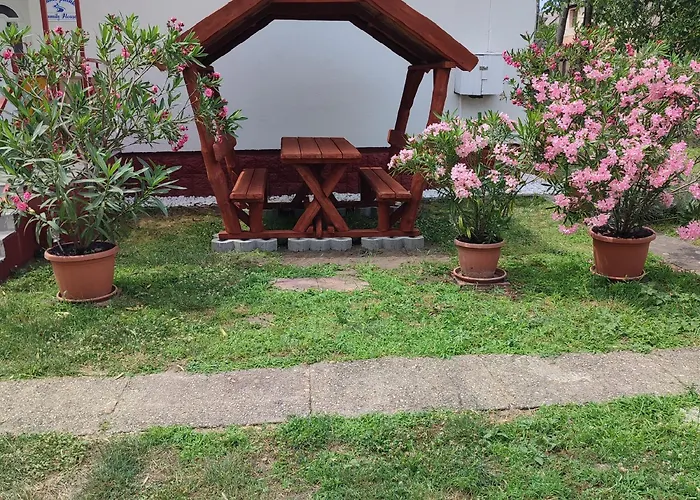 Rakos-Patak Family House Garden & Free Parking Hotel Budapest
