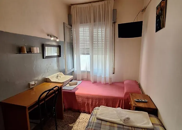 Pension Suiza Reus