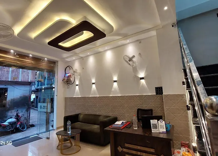Narayani Paying Guest House Varanasi