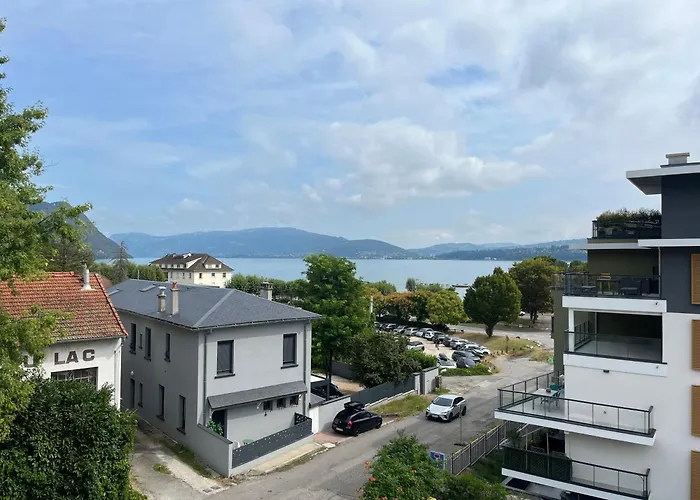 Savoy Hotel Le Bourget-du-Lac