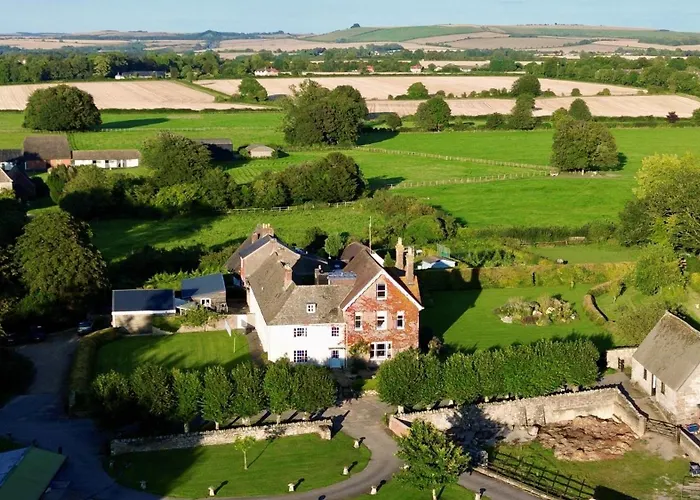 Overtown Manor Bed And Breakfast Swindon