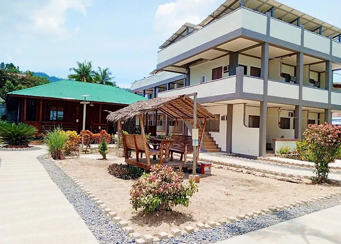 Ausan Beach Front Cottages Barton