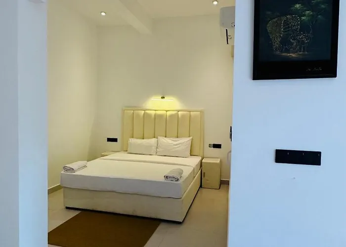 Arugambay Surf Resort Arugam Bay