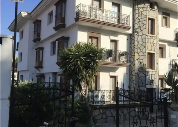 Çeşme Suites