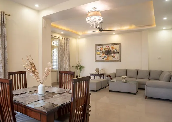 The Urban Grandeur 1 Bed & Breakfast Guwahati
