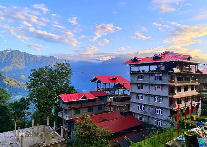 Hotel Red Cherry Pelling