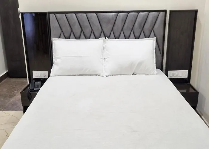 Hotel Padma Vista Nellore Near Bus Stop
