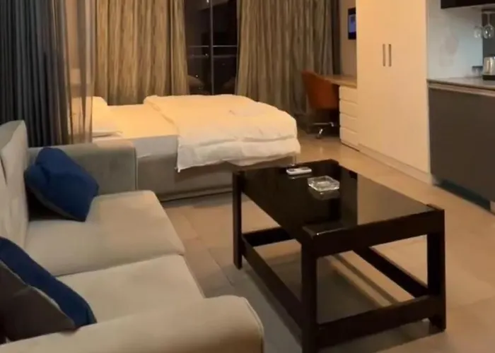 Supernova Spira Hotel New Delhi