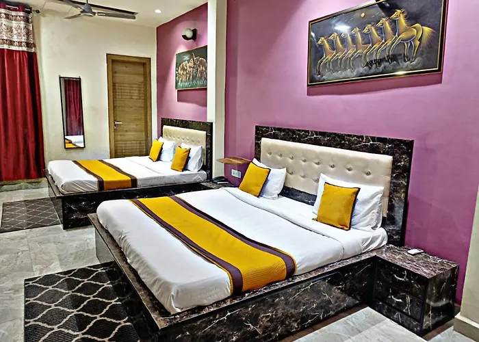 Hotel Virasat Palace Mathura