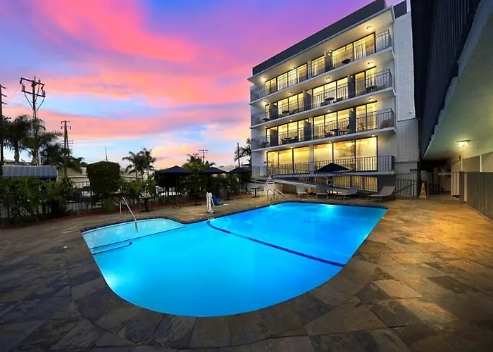 Mc Pacific Inn & Suites Torrance