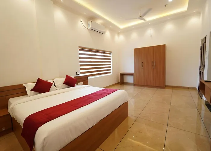 Eden Garden Convention Center Hotel Adur