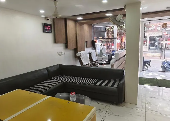 Hotel Sky Dwarka 