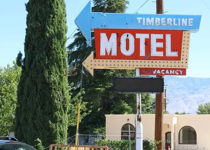 Timberline Motel Lone Pine
