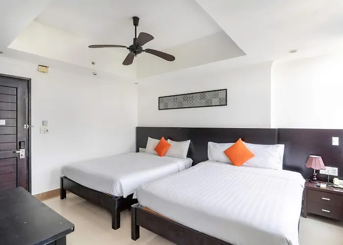 Queen Palace Sea View Hotel Đà Nẵng