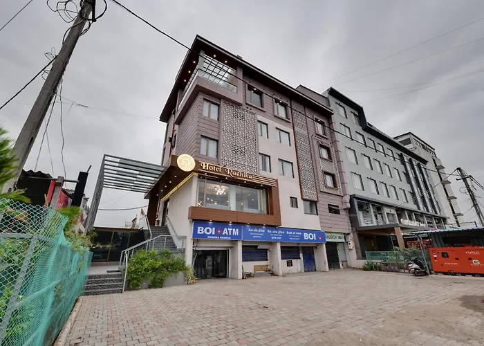 Hotel Radhika Dwarka 