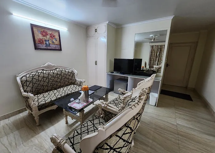 Hotel Mayur Deluxe Meerut
