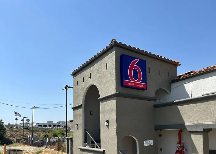 Studio 6 Lake Elsinore, Ca