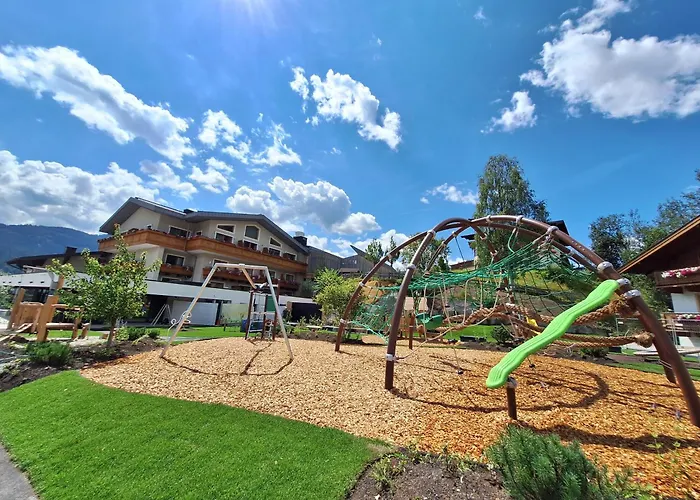 Familienhotel Felsenhof Flachau