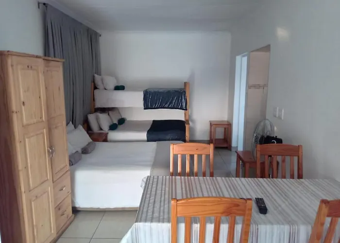Woodpecker Guesthouse Middelburg 