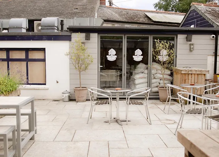 Seven Stars Penryn Hotel
