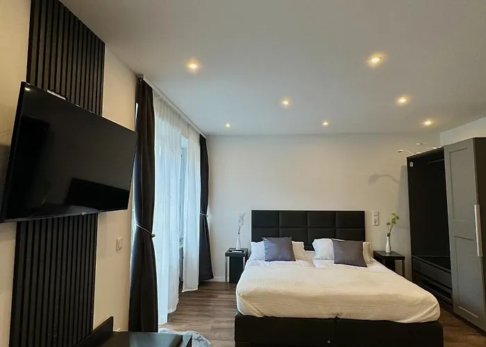Hotel zum Rittersprung Altenahr