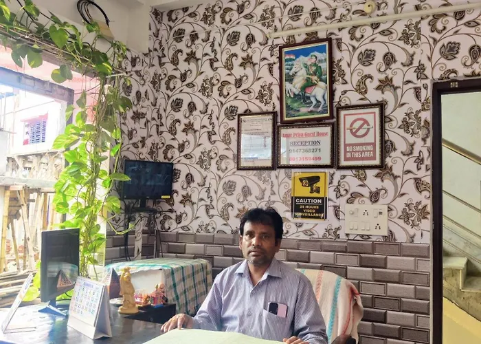 Amar Priya Guest House Kolkata