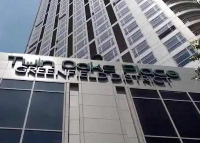 Twin Oaks Place West Tower Mandaluyong