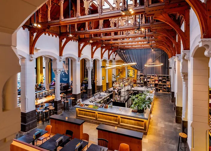 Post-Plaza Hotel&Grand Café Leeuwarden