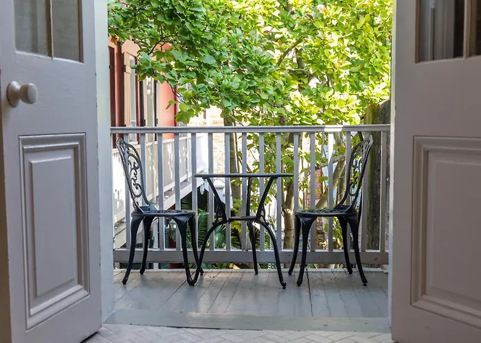 Inn On St. Peter, A French Quarter Guest Houses Property La Nouvelle-Orléans