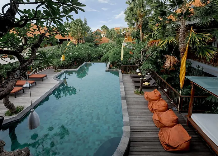 Fourteen Roses Boutique Hotel, Kuta Legian 