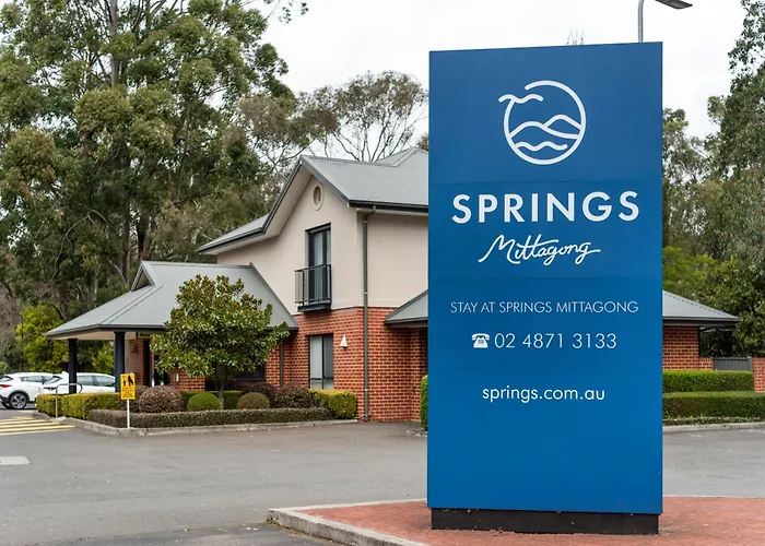 Springs Mittagong Hotel