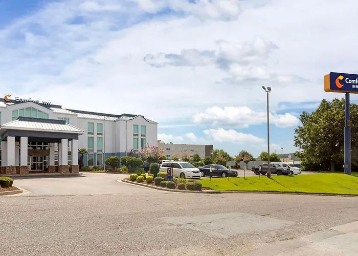 Comfort Inn Meridian - Bonita Lakes