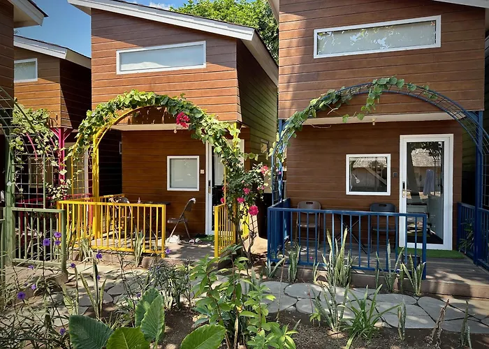 Hotel The Social - Begadang Gili Air