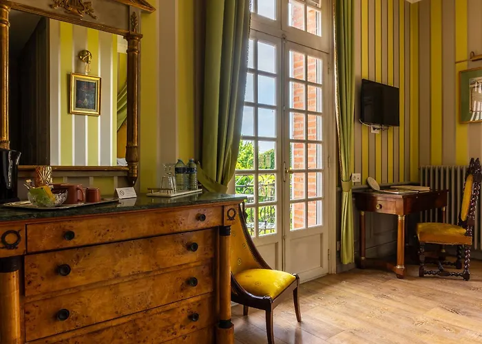 Hotel Castel Bois Marie à Montauban