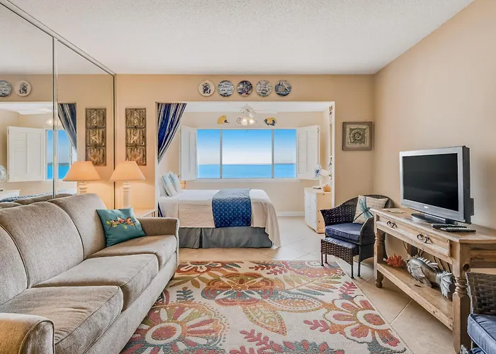 Sunset Harbor Palms 1-204 Hotel Navarre