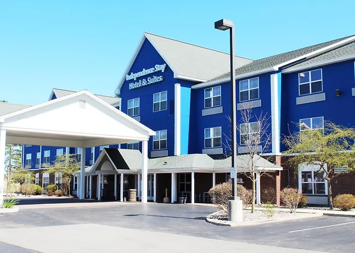 Independence Stay Hotel & Suites Marinette