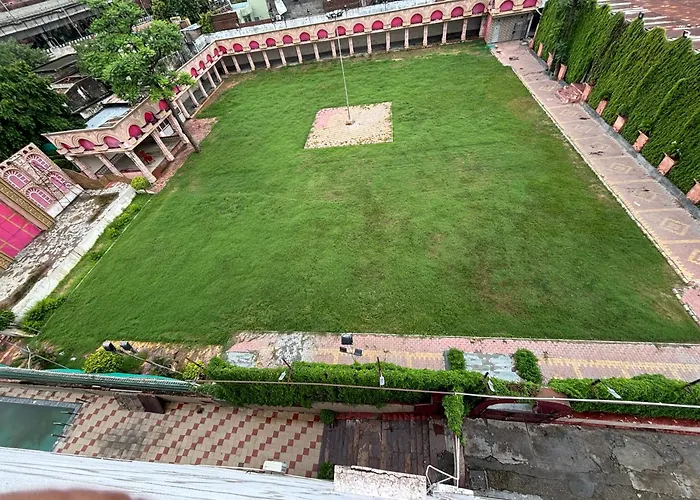 Hotel Maya International Jaipur