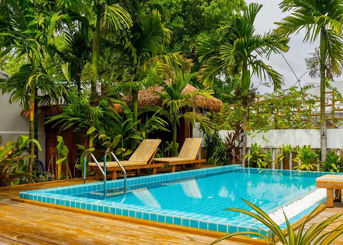 Shark Lounge Hotel Fuvahmulah
