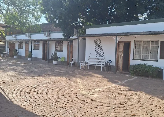 Koos Se Tonteldoos Hotel Mokopane