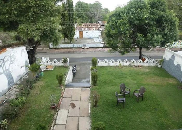 Mandu Sarai Mandu Hotel