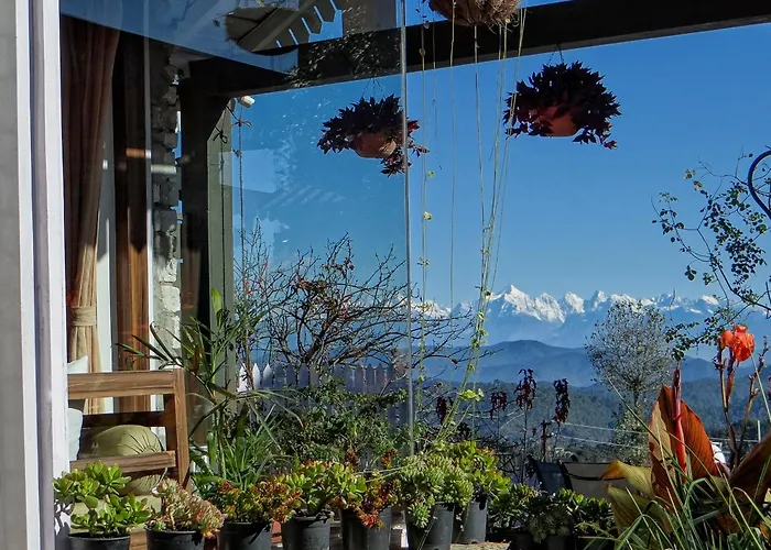The Birdcage, Mukteshwar Hotel
