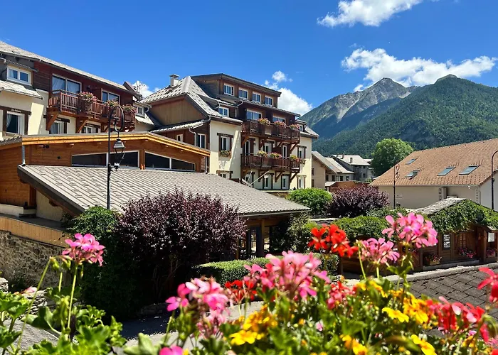 Logis Hôtel Les Autanes&Spa Ancelle