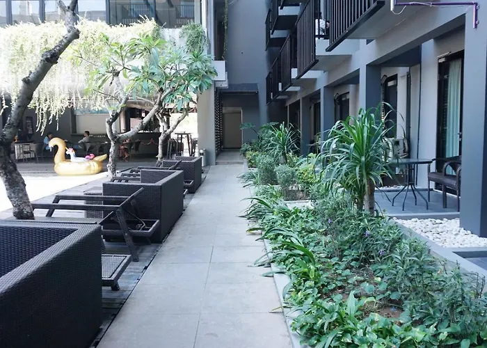 Conjioo Hotel Kuta Managed By Mhm Legian 