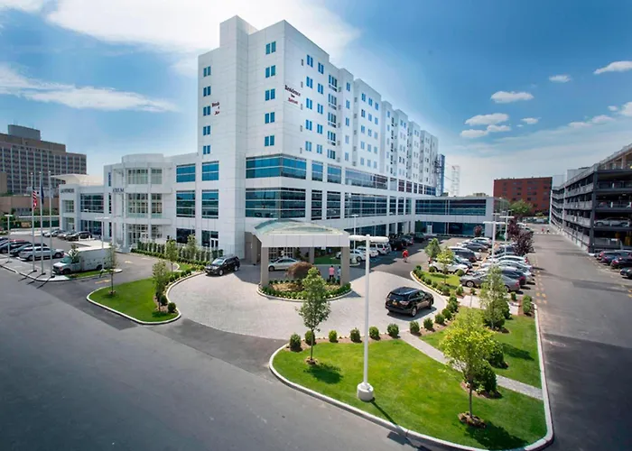 Residence Inn By Marriott The Bronx At Metro Center Atrium New York