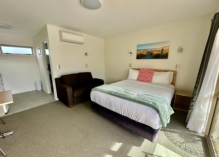 The Olive Motel Coromandel